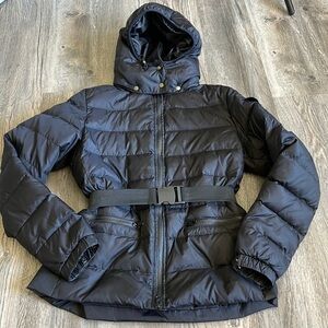 BlueSand 44 Women’s Belted Hooded Black Puffer Jacket, see pictures for sizing